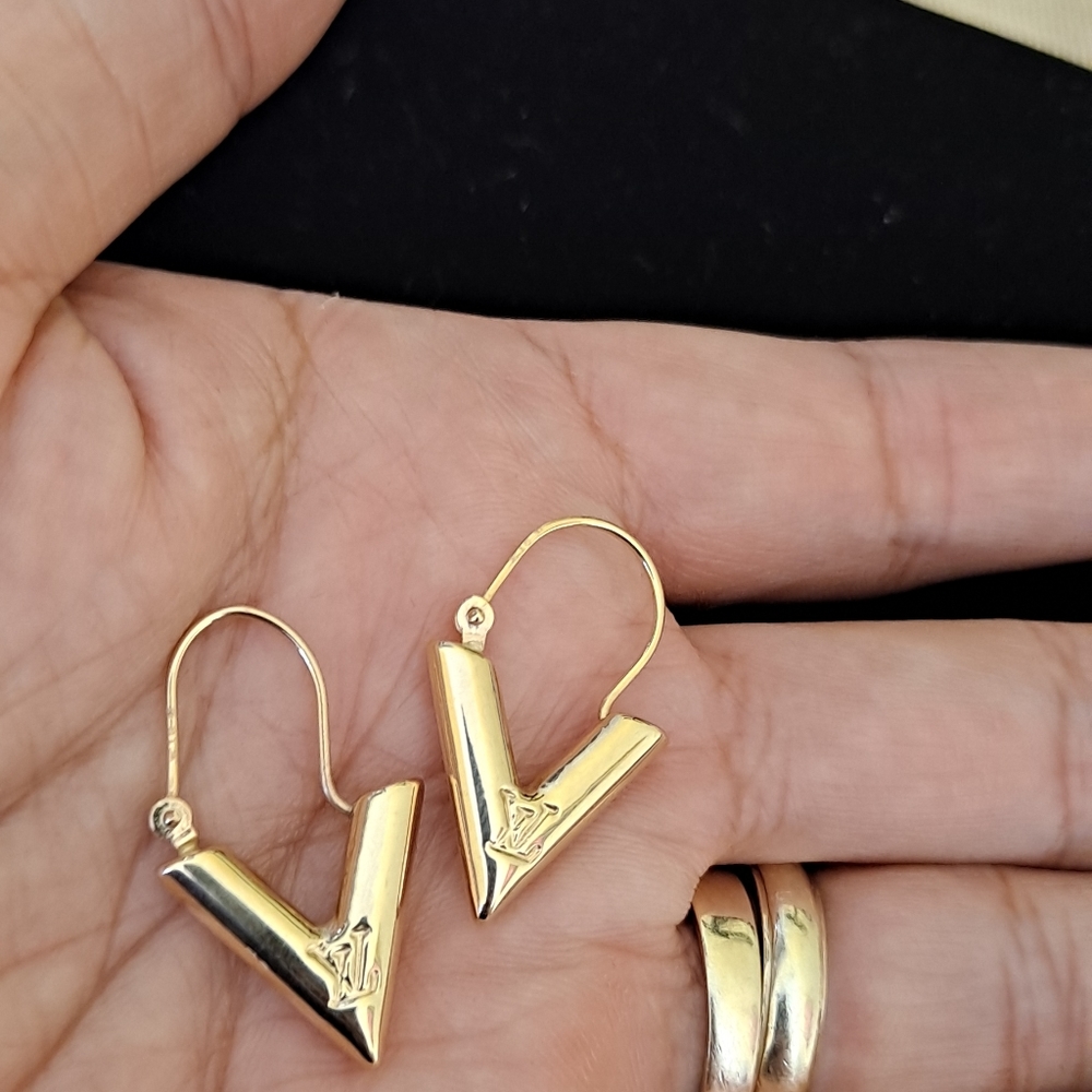 18K Solid Yellow Gold Earrings
